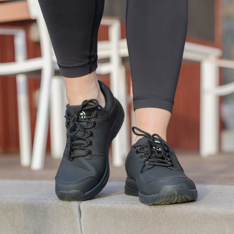 Stride Cushion Shoes - ComfortWear