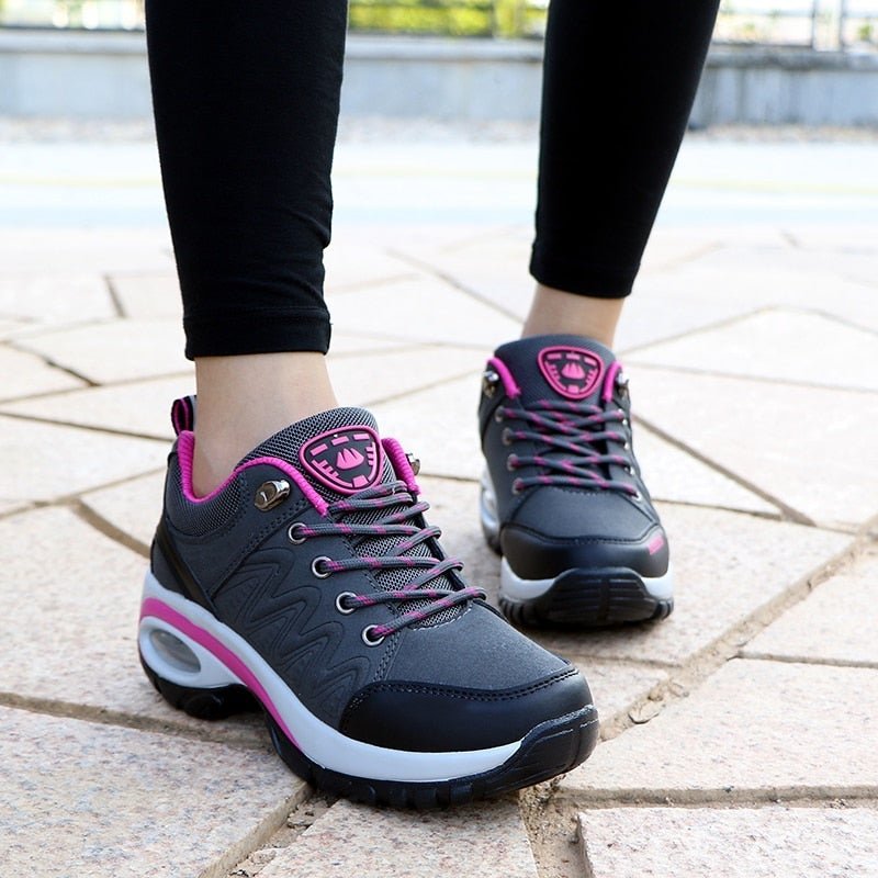 Hiking Delta Ortho Shoes - Black Pink - ComfortWear